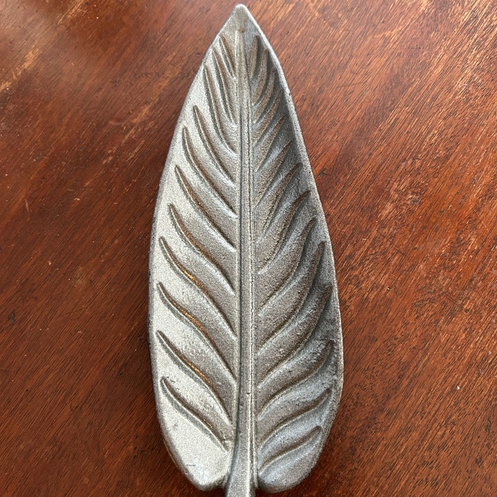 Silver Leaf-Shaped Decorative Tray